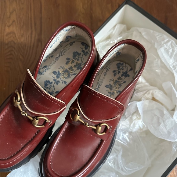 Gucci loafer boots. Size 7 men’s. Comes with box. Worn once. - Picture 8 of 9